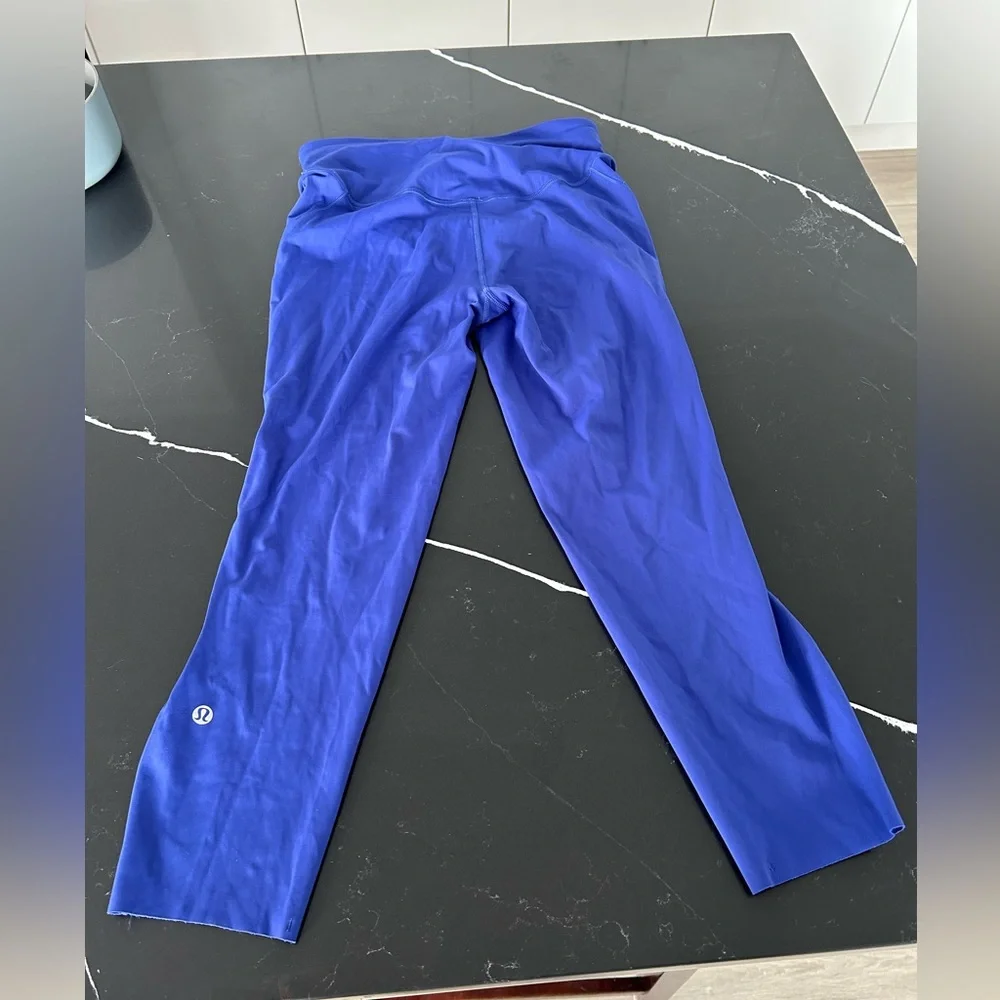 Lululemon Base Pace HR Crop 23 Psychic Blue Running Leggings Nulux - Picture 3 of 5